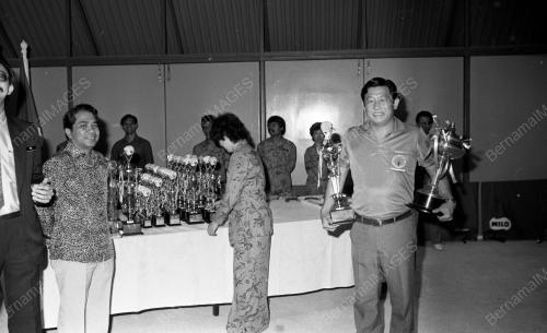 KL03_06102015_PING_PONG