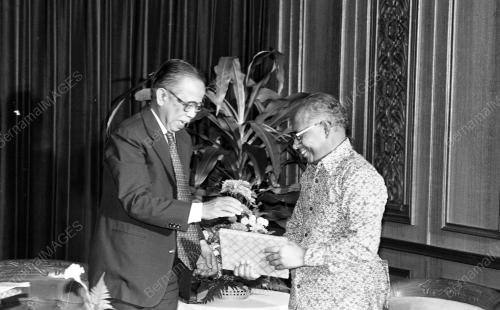 KL03_06102015_SALLEH_ABAS