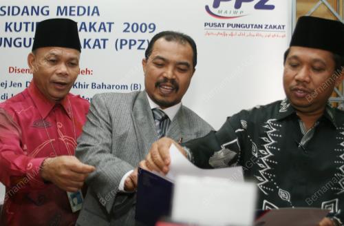JAMIL KHIR BAHAROM