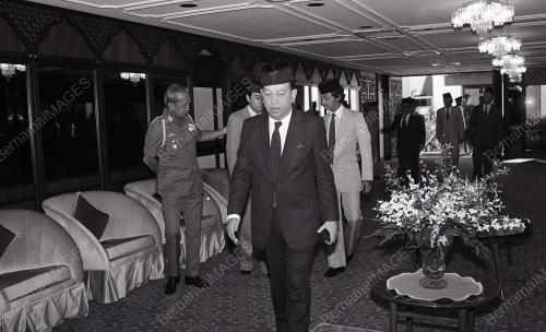 KL03_07012015_RULERS_CONFERENCE