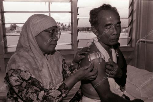 MANGSA AMUK KALUMPANG