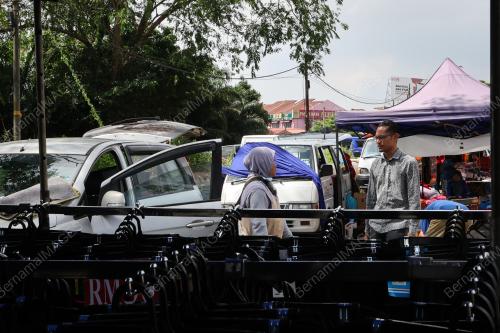 WARGA ASING