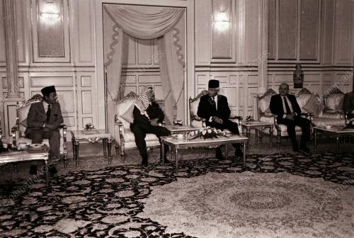 KL03_07031990_YASSERFAREWELL