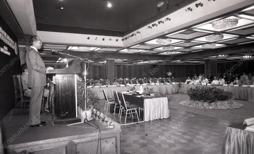 TENGKU RAZALEIGH HAMZAH