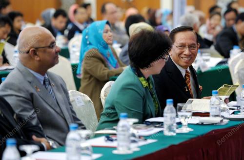 KL03_07072012_PARLIMEN
