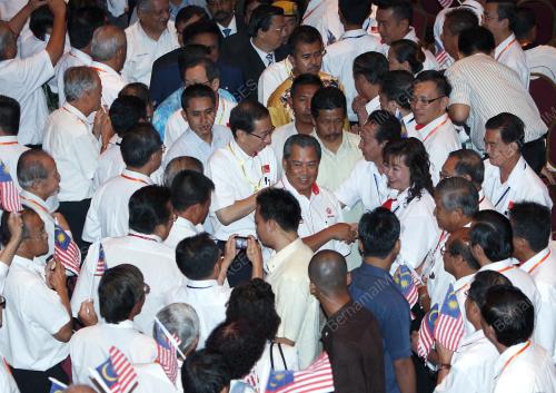 MUHYIDDIN YASSIN