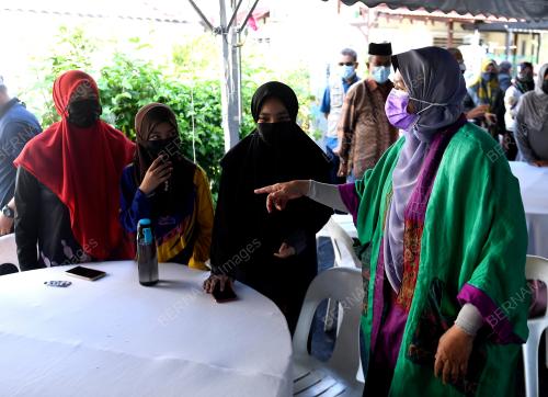 DATUK ZURAIDA KAMARUDDIN