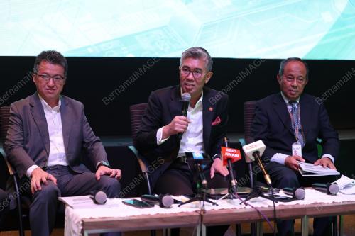 TENGKU DATUK SERI ZAFRUL TENGKU ABDUL AZIZ