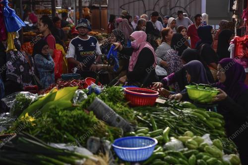 TINJAUAN PERSIAPAN AIDILFITRI