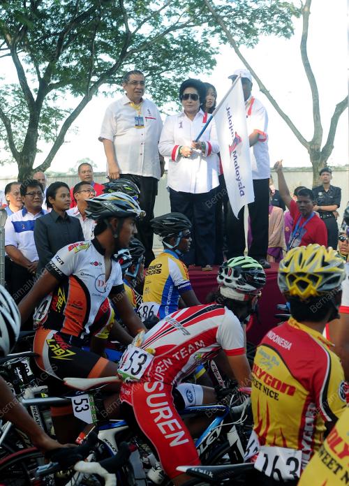 KL03_08052012_ROSMAH_JELAJAH