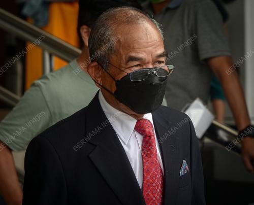 TAN SRI MOHD SIDEK HASSAN