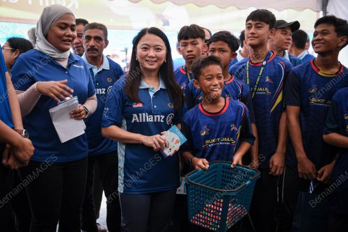 KARNIVAL ALLIANZ MOVEFOWARD