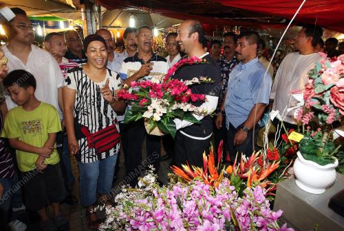 MUKHRIZ MAHATHIR