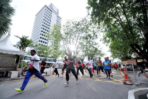 KL03_08122013_LARIAN