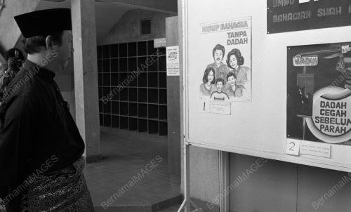 KL03_08583_PERSIDANGAN_UMNO_13012015