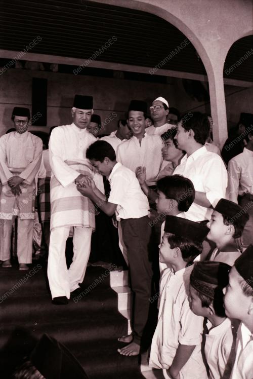 SULTAN AZLAN MUHIBBUDDIN SHAH