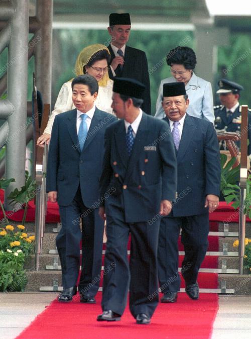 TUANKU SYED PUTRA SYED PUTRA JAMALULLAIL