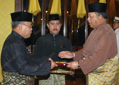 TUANKU SYED SIRAJUDDIN SYED PUTRA JAMALULLAIL