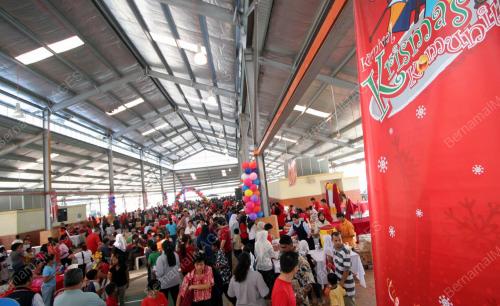 CARNIVAL CHRISTMAS COMUNITY