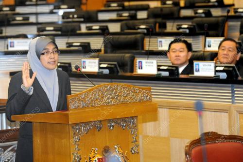 KL03_09072012_KHAIRIAH