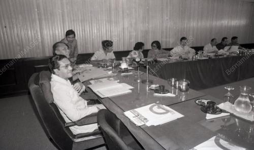 DR. MAHATHIR MOHAMAD