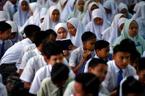 KL03_09102017_PT3_BN201710087863