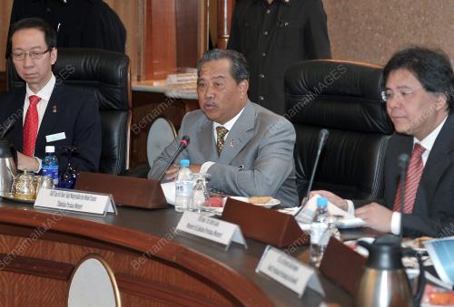 TAN SRI MUHYIDDIN YASSIN