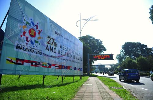 KL03_09112015_ASEAN