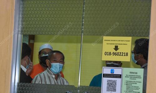 JENAZAH MANGSA HELIKOPTER TERHEMPAS 