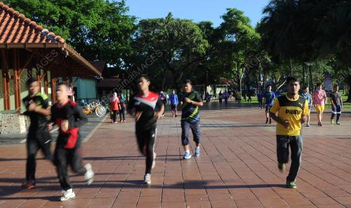 KL03_10012015_FINE_WEATHER