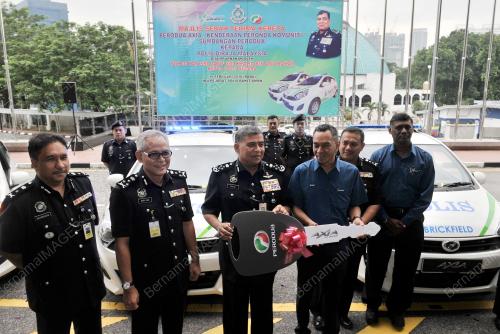 KL03_10022016_POLIS_PERODUA