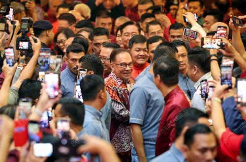 DATUK SERI ANWAR IBRAHIM