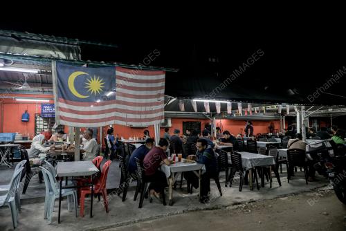 SAHUR WARGA KOTA