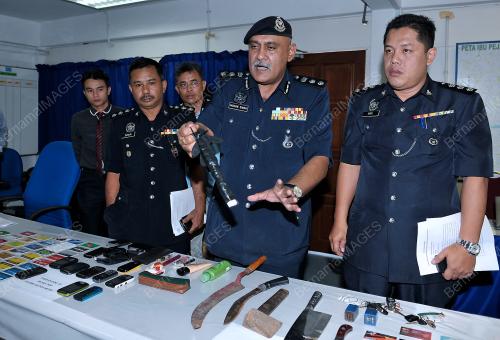 KL03_10042012_SIDANG_MEDIA