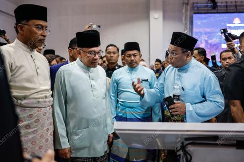 DATUK SERI ANWAR IBRAHIM