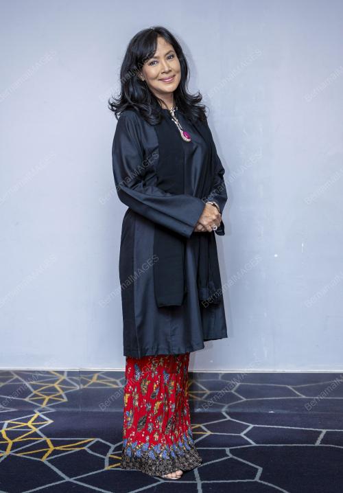 FAUZIAH LATIF