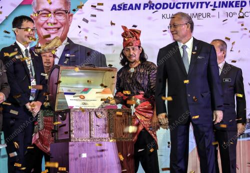 KL03_10102017_ASEAN_BN201710097923