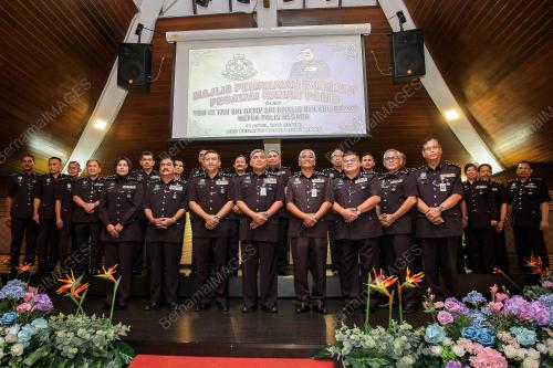 KL03_11042016_POLIS