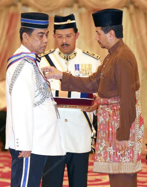 TUANKU MIZAN ZAINAL ABIDIN