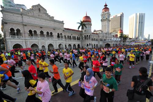 KL03_11052014_BOMBA