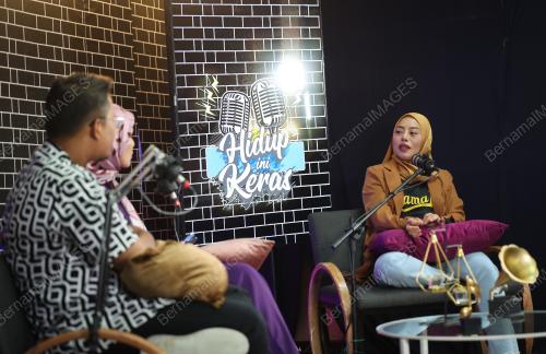 SHARISA HARIS CHONG