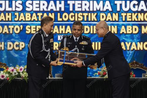 TAN SRI AYOB KHAN MYDIN PITCHAY
