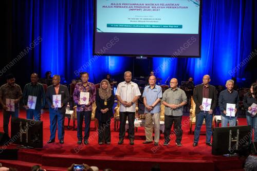 TAN SRI ANNUAR MUSA