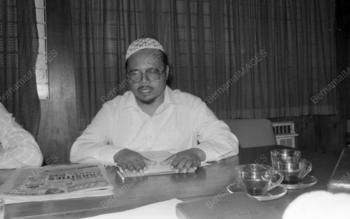 KL03_11081984_EXCO_PAS