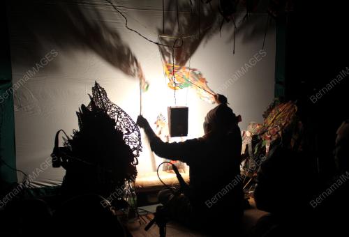 KL03_11082015_WAYANG_KULIT