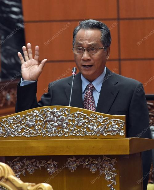 KL03_11122017_SENATOR