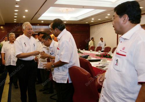 KL03_12022011_PM