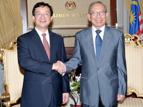 KL03_12032014_COURTESY_CALL