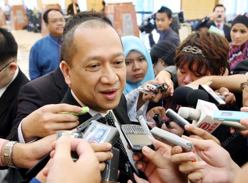 MOHAMED NAZRI AZIZ