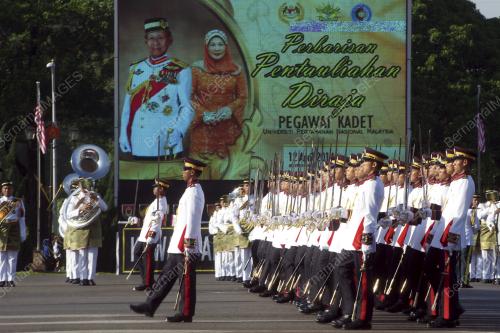 KL03_12042014_AGONG